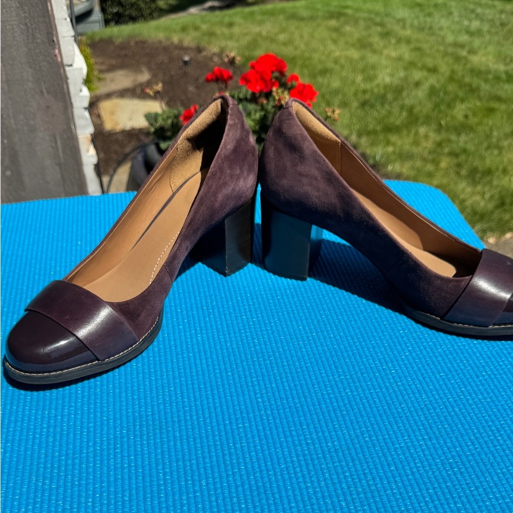 Clarks Artisan Pumps Block Heel. Wine Burgundy color Size 8 - Picture 5 of 6